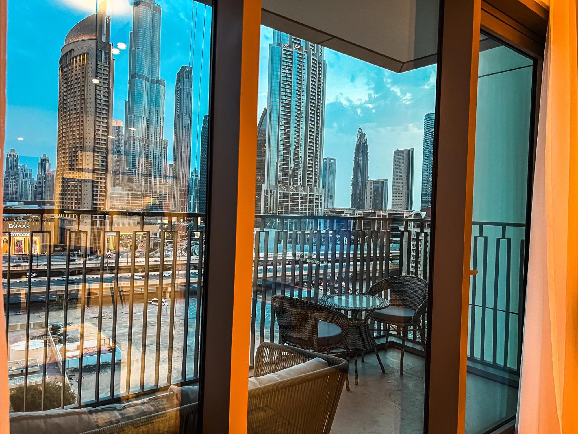 Stunning Burj View Dubai Mall Access Infinity Pool Apartment Bagian luar foto